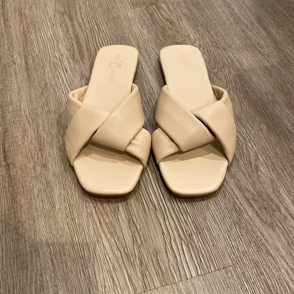 Never Worn-Yossi Samra Beige Sandal-Size 8